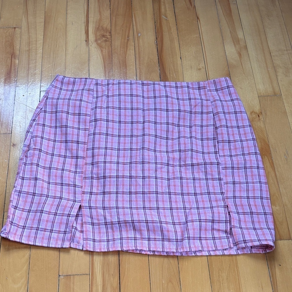🎉4/30$🎉 SHEIN Pink Checkered Mini Skirt
